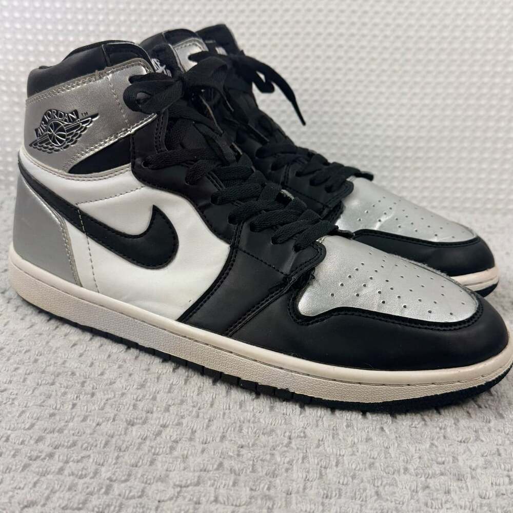 Jordan Air Jordan 1 Retro High OG Silver Toe